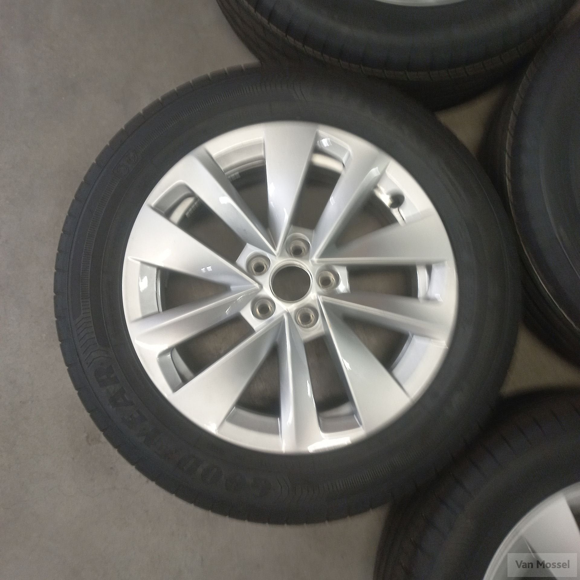 Skoda Kamiq GoodYear EfficientGrip Performance 205/55/R16 91, Auto-onderdelen, Banden en Velgen, Gebruikt, -, Banden en Velgen