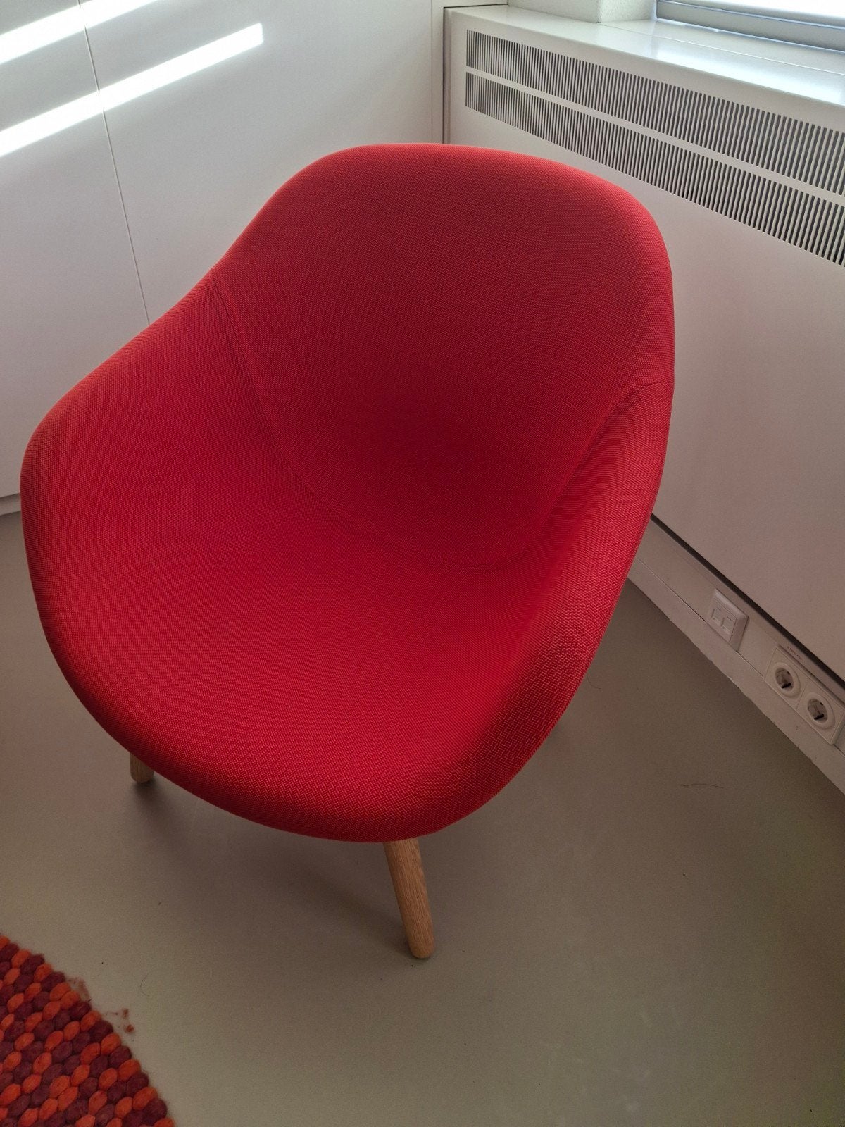 HAY AAL82 chair rood 3 beschikbaar, Huis en Inrichting, Ophalen, Zo goed als nieuw, 75 tot 100 cm, Stof