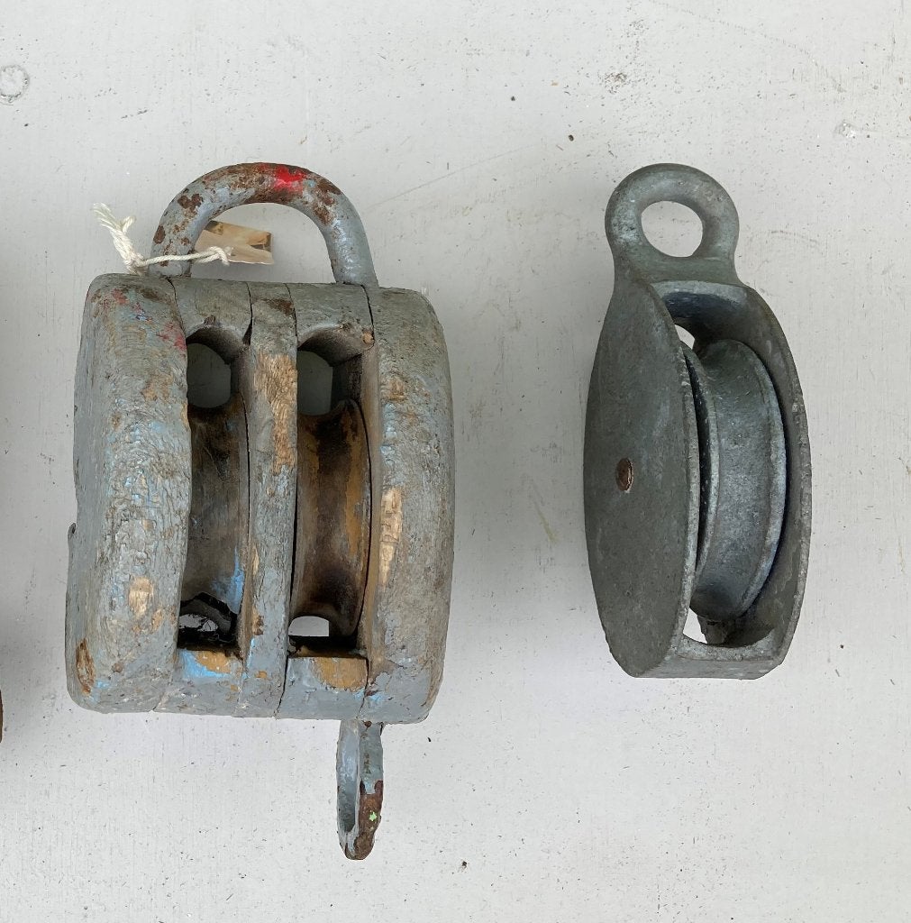 2x Brocante oude katrol / 1x ijzer en 1x hout, Ophalen of Verzenden