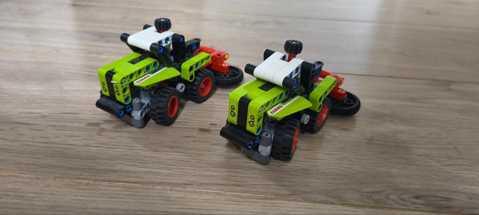 Dubbele LEGO Technic CLAAS XERION 42102, Ophalen of Verzenden, Gebruikt