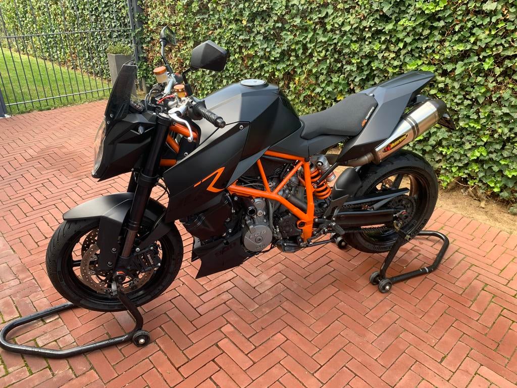 KTM 990 Superduke R 2009, Motoren, Motoren | KTM, 2 cilinders, Sportuitlaat, Motorrijbewijs A, Gebruikt