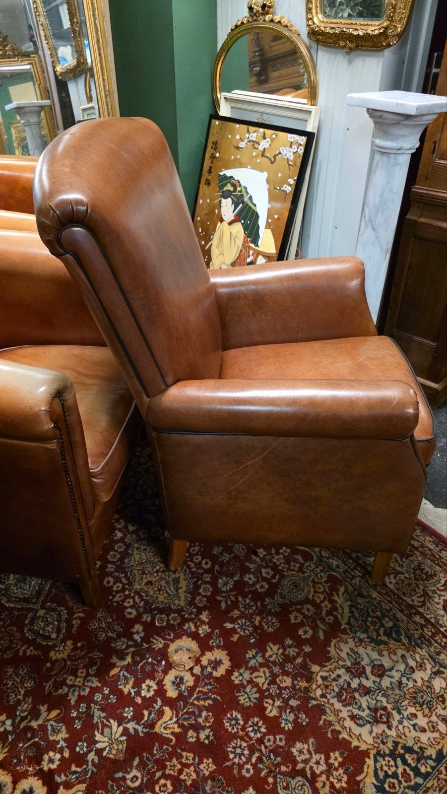 Zware rundlederen fauteuil, Antiek en Kunst, Ophalen