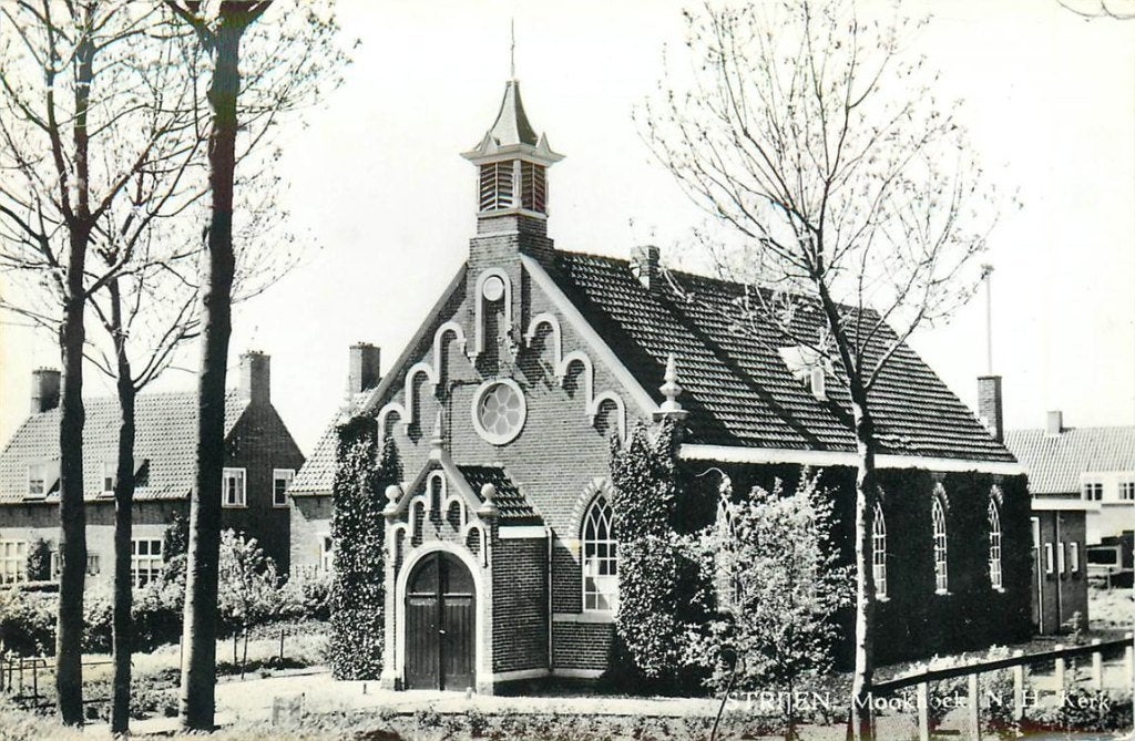 702-062-045 Strijen Mookhoek Nh Kerk, Verzamelen, Ophalen of Verzenden, Voor 1920, Zuid-Holland