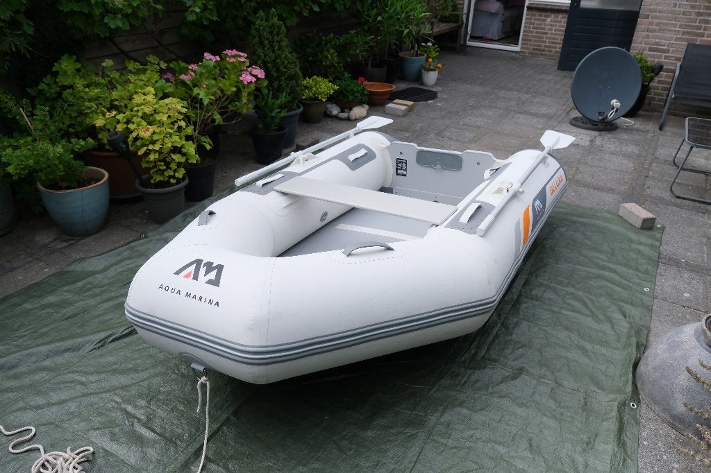Aquamarina rubberboot met 6pk Mariner, Watersport en Boten, Rubberboten, 6 pk, Zo goed als nieuw, Hout, Peddels