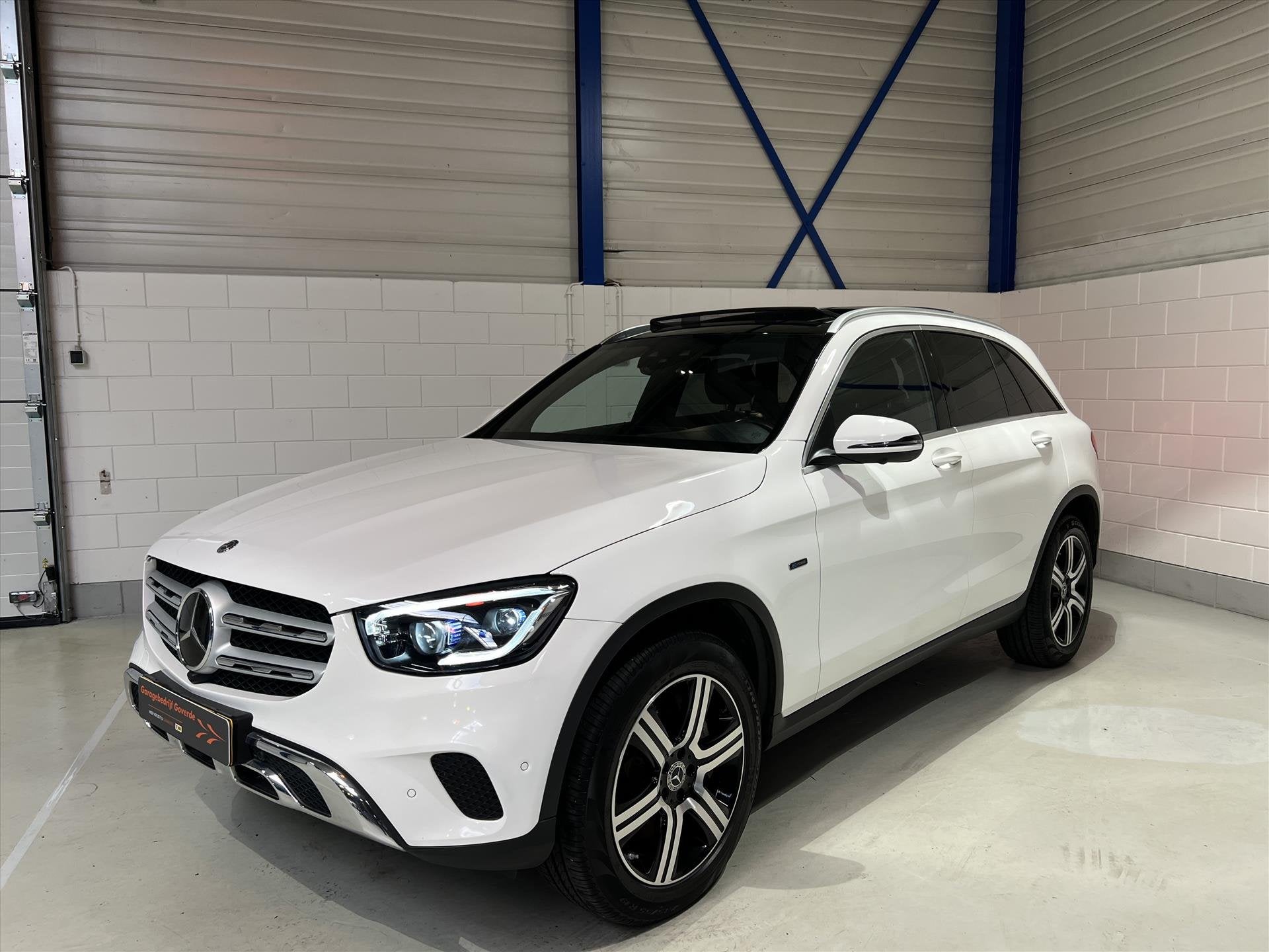 Mercedes GLC-Klasse 300e 320pk 4MATIC 9G Plug-in Hybride, Pa, Automaat, Gebruikt, 4 cilinders, 2000 kg