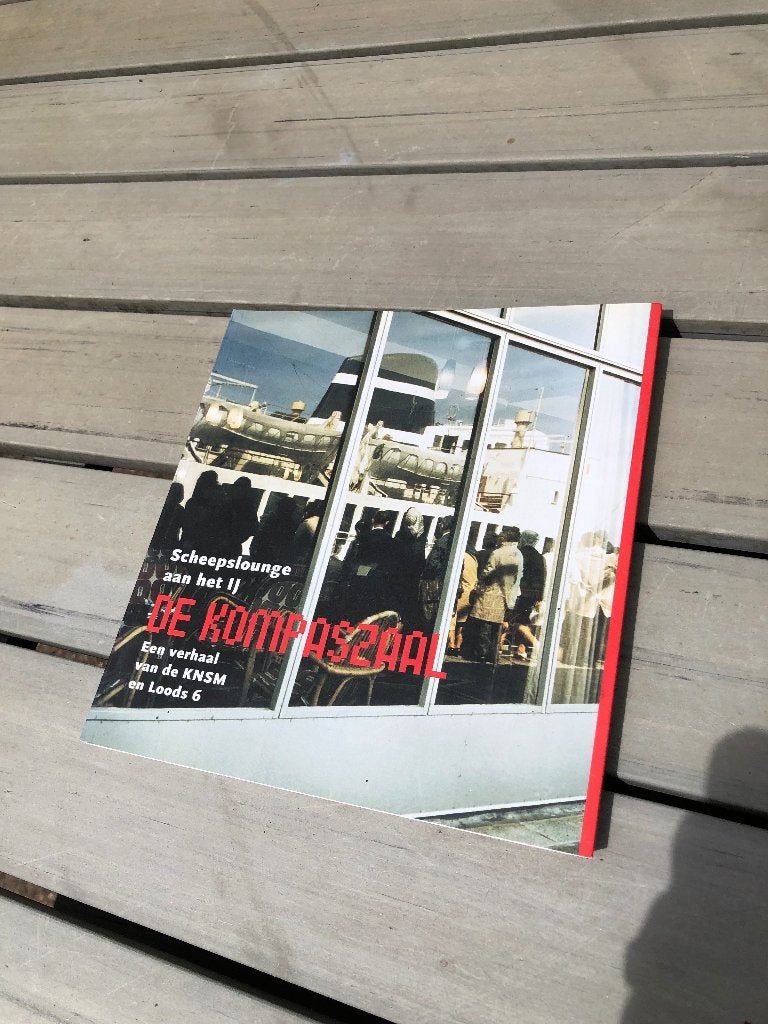 De Kompaszaal: Scheepslounge aan het IJ - KNSM & Loods 6, Verzamelen, Scheepvaart, Ophalen, Zo goed als nieuw, Motorboot of Zeilboot