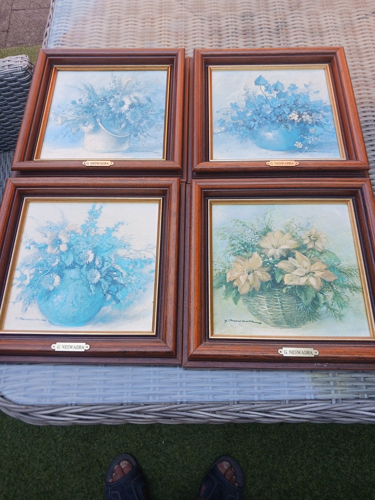 Set van 4 bloemenschilderijen van G. Neswadba, Ophalen of Verzenden