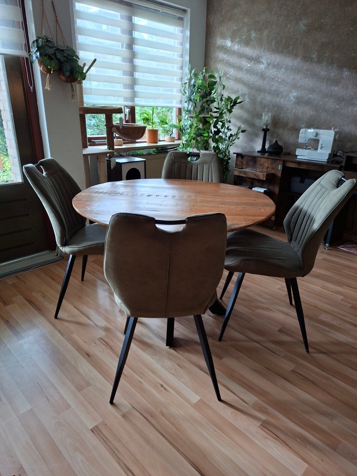 4 stuks olijfgroene Van Bommel eetkamer stoelen, Ophalen, Overige kleuren, Zo goed als nieuw, Industriële