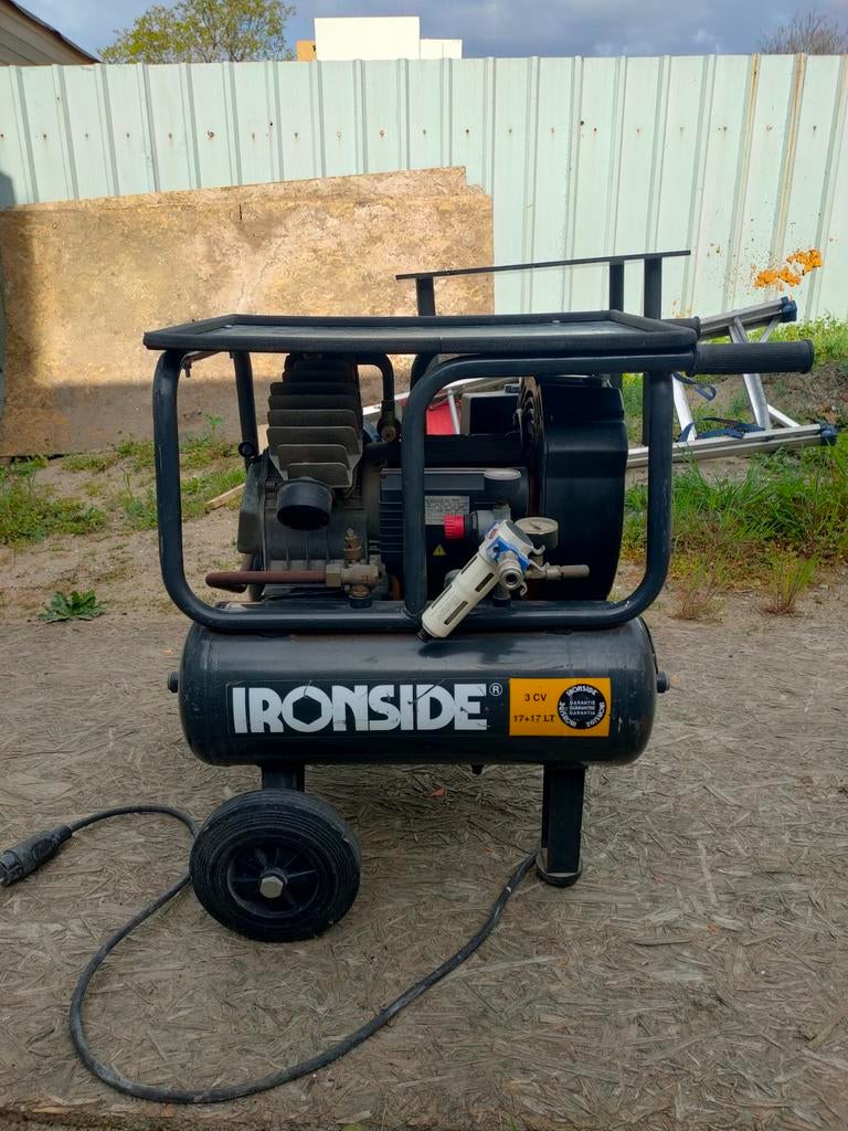 Professionele Compressor 220v  3 pk  10 bar, Ophalen, Gebruikt, 6 tot 10 bar, 25 tot 100 liter