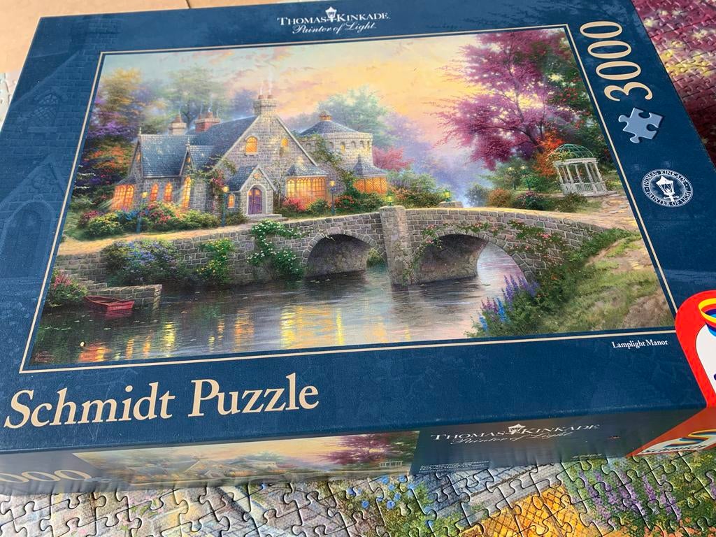 Schmidt Puzzel Thomas Kinkade Lamplight Manor 3000 stukjes, Ophalen of Verzenden, Meer dan 1500 stukjes, Zo goed als nieuw, Legpuzzel
