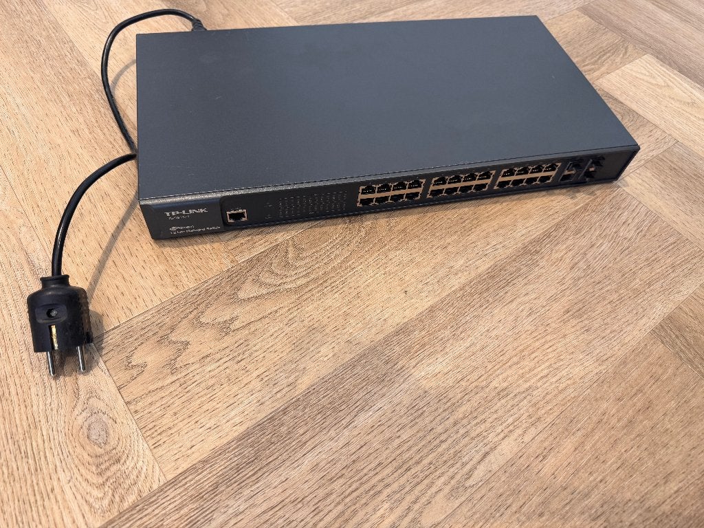 TP-link 24 port L2 gigabit switch, Computers en Software, Ophalen of Verzenden, Gebruikt