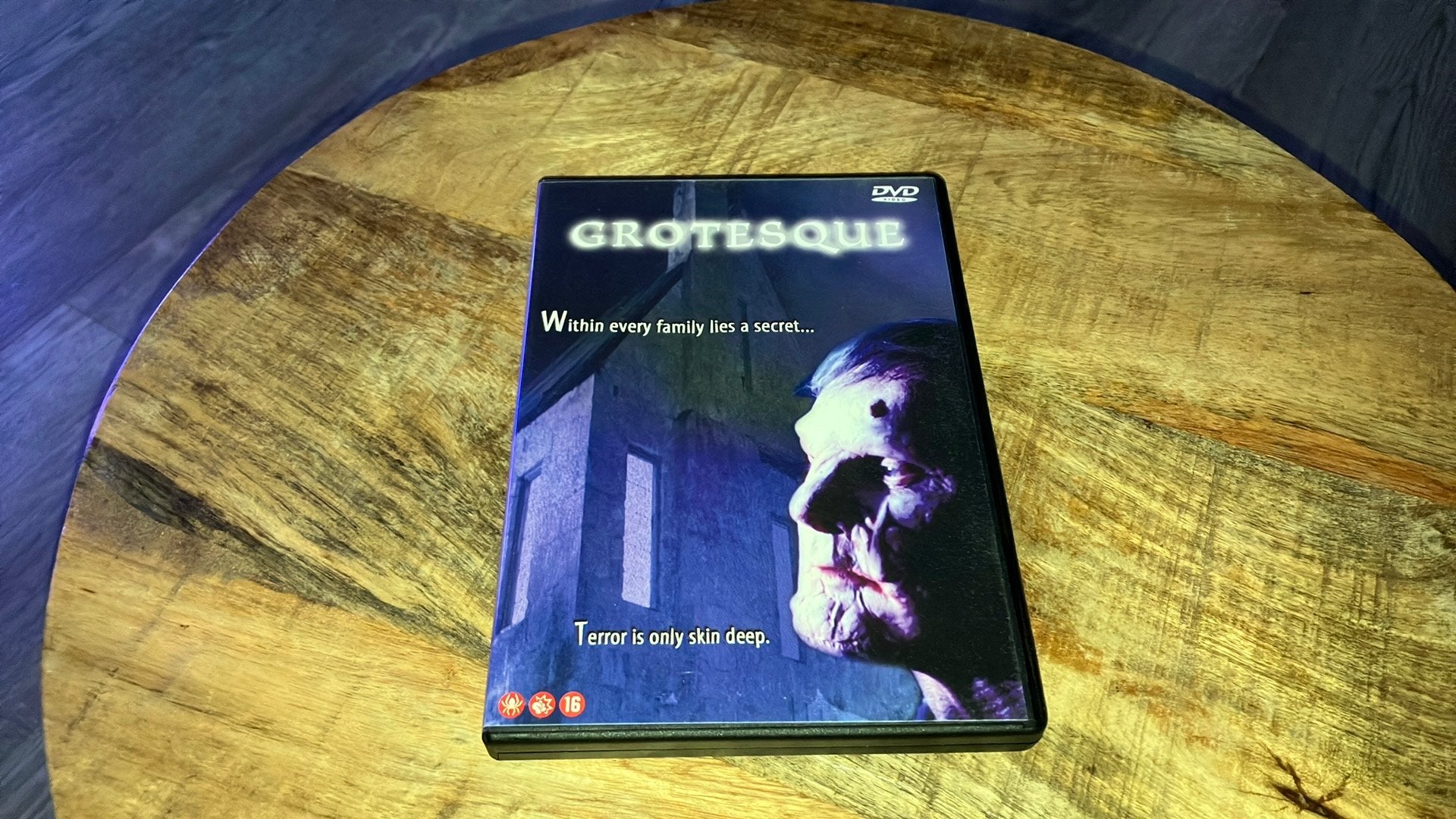 Grotesque dvd      (19), Alle leeftijden, Ophalen of Verzenden, Zo goed als nieuw, Overige genres