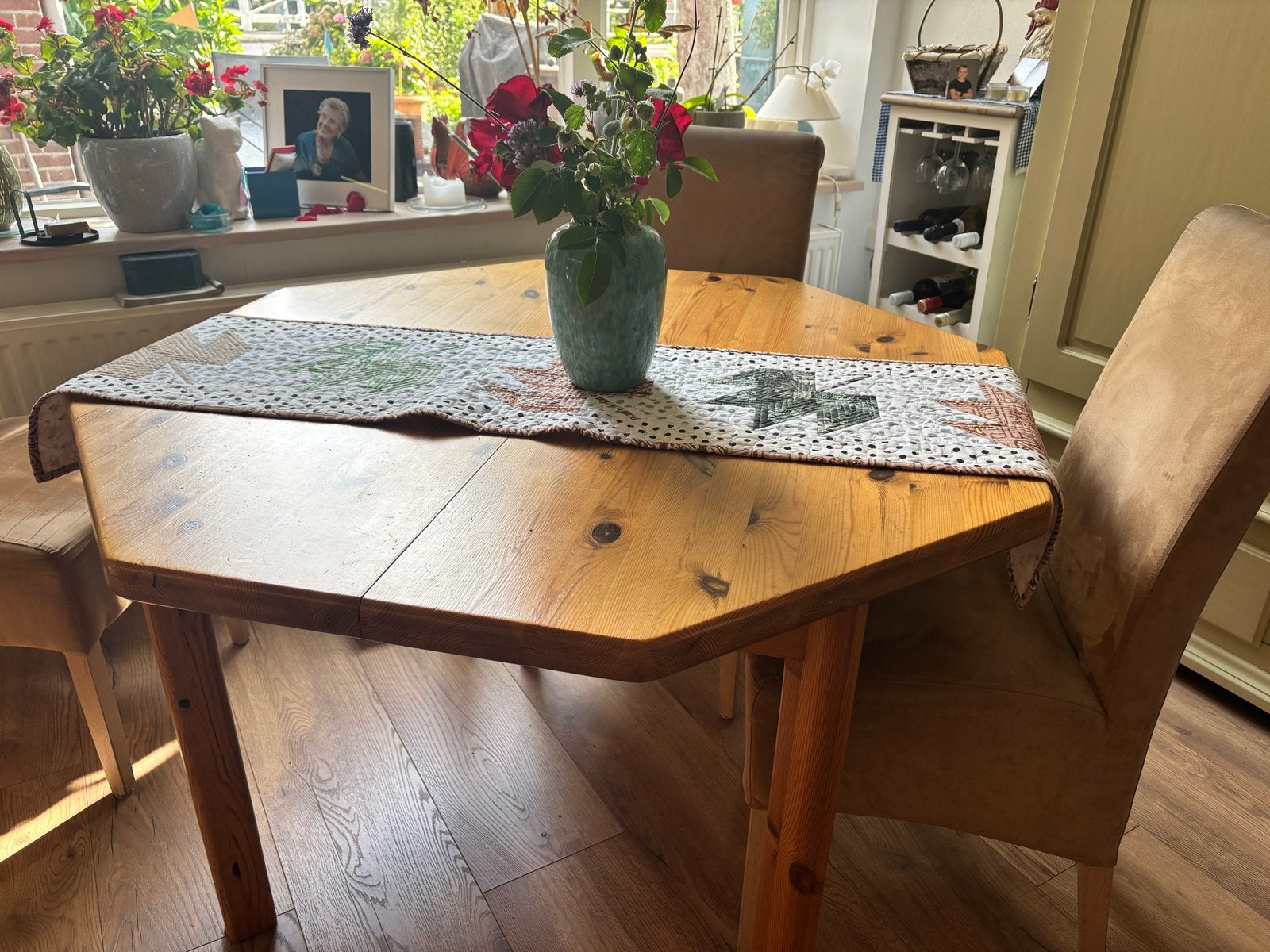 Achtkantige uitschuifbare eettafel van gelakt grenen, Ophalen, Gebruikt, 100 tot 150 cm, 150 tot 200 cm
