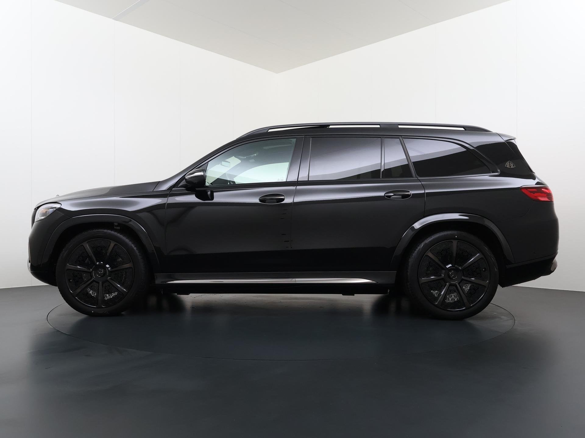 Mercedes-Benz GLS Maybach 600 4MATIC | E-Active Body Control, Auto's, Gebruikt, Automatische klimaatregeling, 4 stoelen, Zwart
