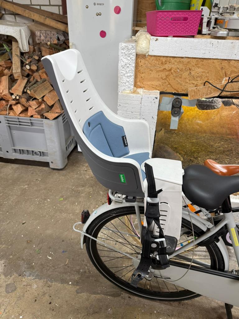 Kinderzitje bobike, Fietsen en Brommers, Fietsaccessoires | Fietsstoeltjes, Ophalen of Verzenden, Zo goed als nieuw