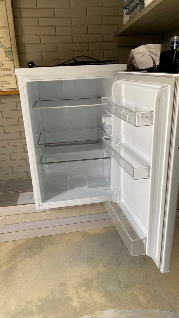 Nieuwe koelkast met bon, Witgoed en Apparatuur, Koelkasten en IJskasten, Zonder vriesvak, 160 cm of meer, Ophalen of Verzenden