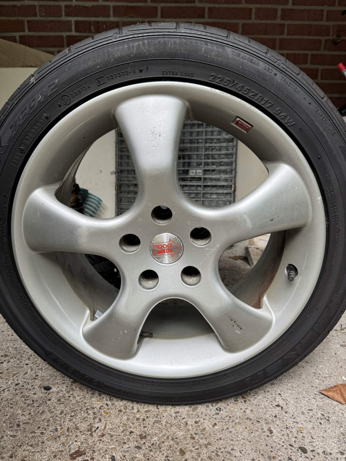 Genuine Mille Miglia 17” Alloy Wheels + Nexen Tires, Auto-onderdelen, Banden en Velgen, Ophalen, Gebruikt, Banden en Velgen, 17 inch
