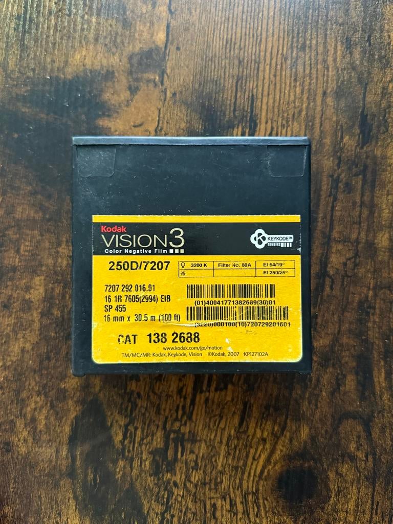 Kodak Vision3 250D/7207 16mm kleuren negatief film, Ophalen of Verzenden, 16mm film