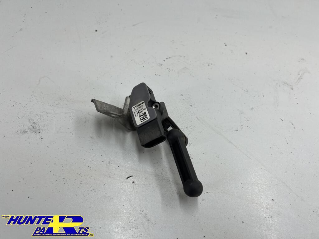 Xenon hoogteregelaar L Volvo XC90 II ('14-'22) 31360328, Gebruikt, Ophalen of Verzenden, Volvo