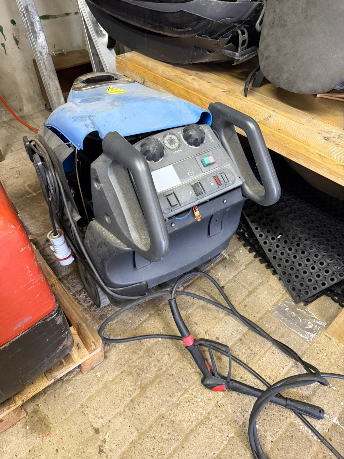 Hyundai stoomcleaner hogedrukreiniger opknapper, Tuin en Terras, Ophalen, Zo goed als nieuw, Benzine