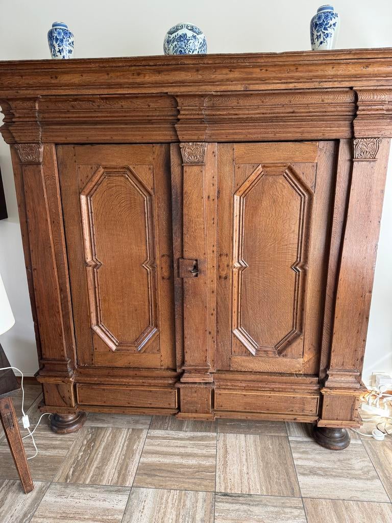 Antieke Servieskast / Buffetkast van Eikenhout, Huis en Inrichting, Kasten | Buffetkasten, Gebruikt, 150 tot 200 cm, 100 tot 150 cm