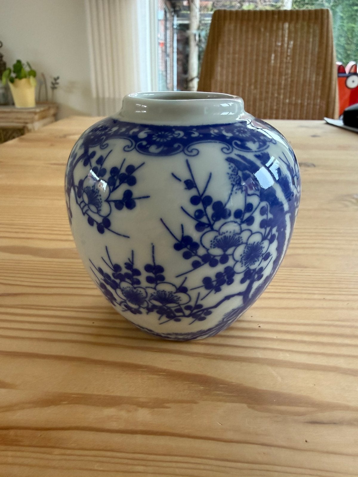 Vintage Japans porseleinen vaasje met kersenbloesem, Ophalen of Verzenden
