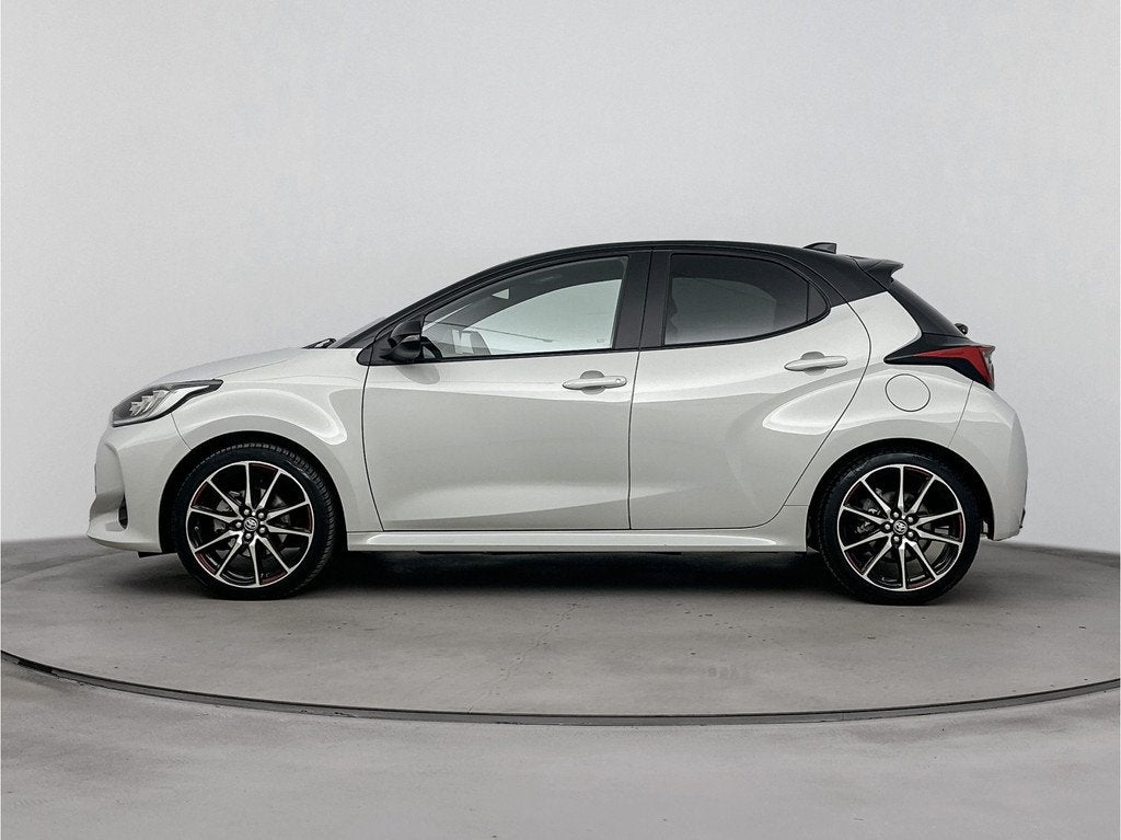 Toyota Yaris 1.5 Hybrid GR Sport | JBL-Audio | Navigatie |, Auto's, Toyota, 12 maanden, 450 kg, Gebruikt, 23 km/l