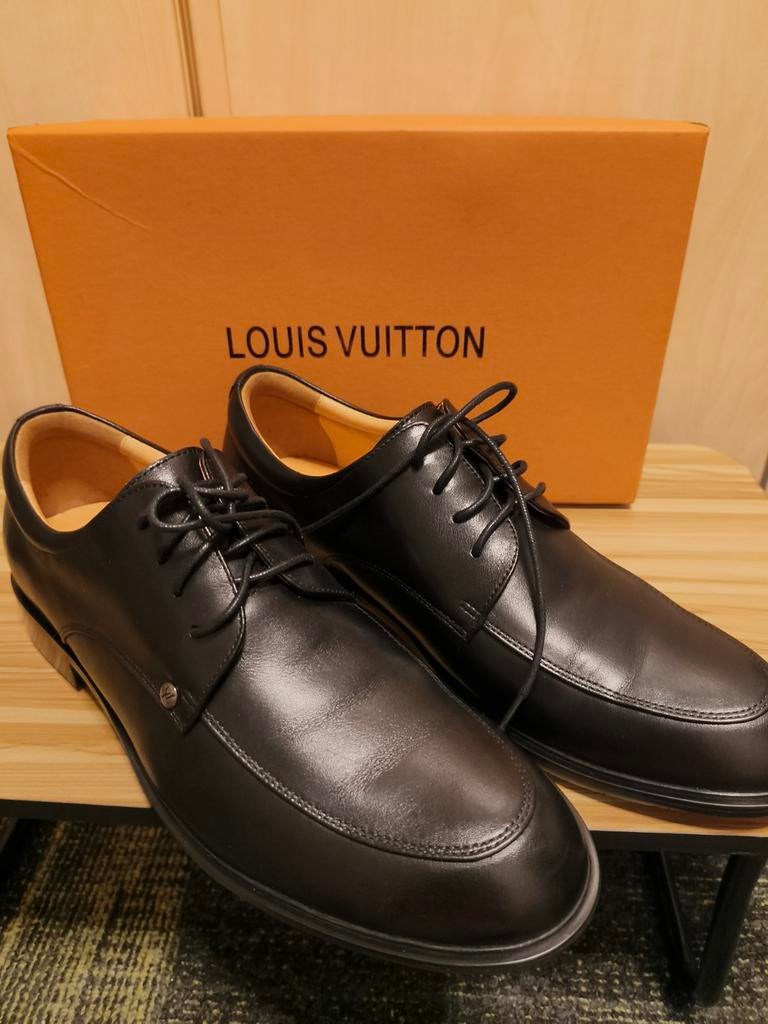 Louis vuitton shoes 43 size, Ophalen of Verzenden, Nieuw