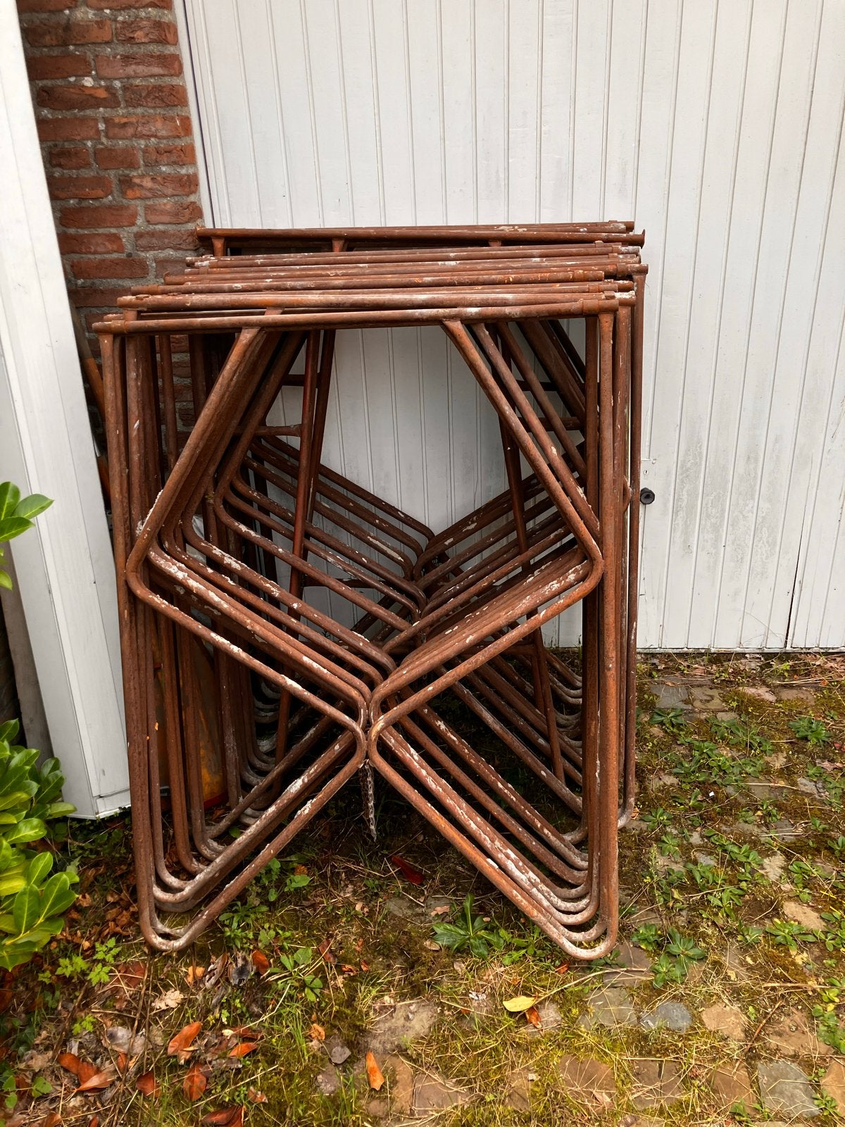 Gebruikte steigerframes en buizen