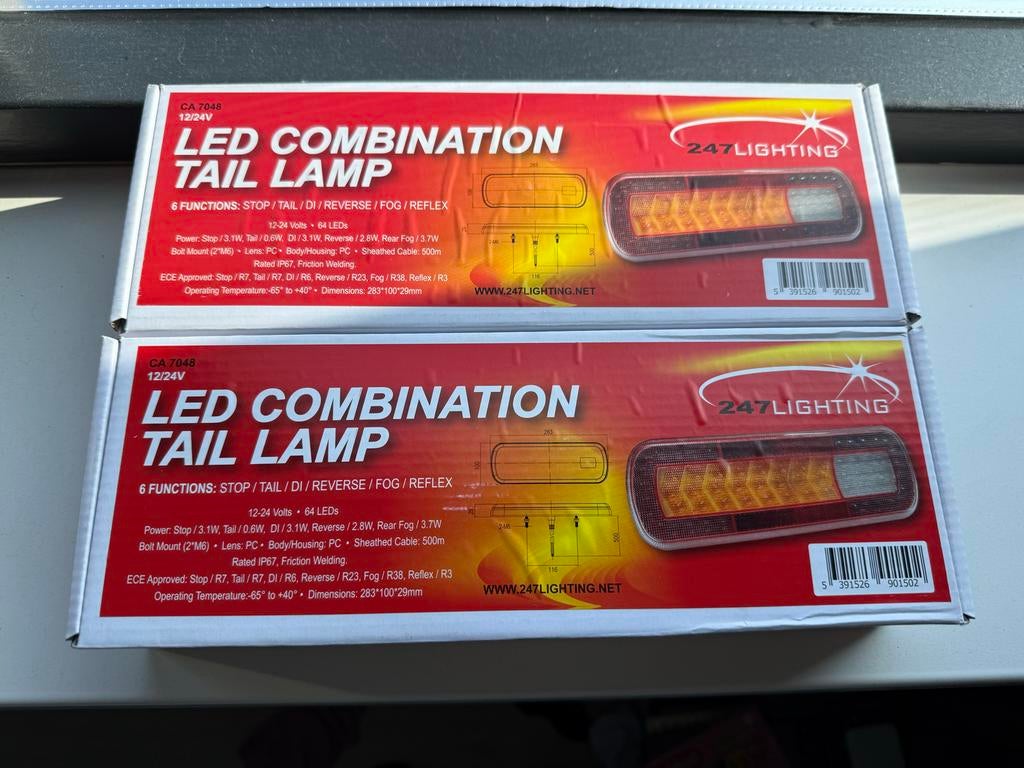 2x LED Achterlicht 12/24V - Universeel, Auto-onderdelen, Verlichting, Universele onderdelen, Nieuw, Ophalen of Verzenden