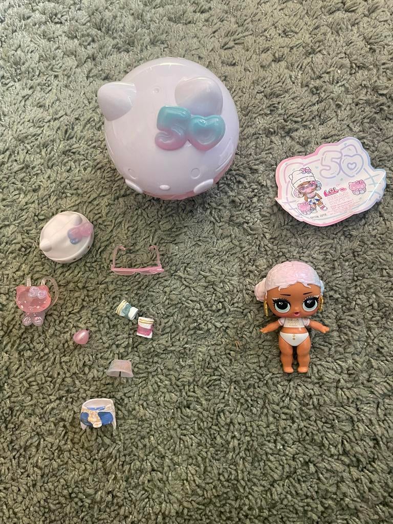 LOL Surprise Hello Kitty Limited Edition Pop, Ophalen of Verzenden, Zo goed als nieuw, Babypop