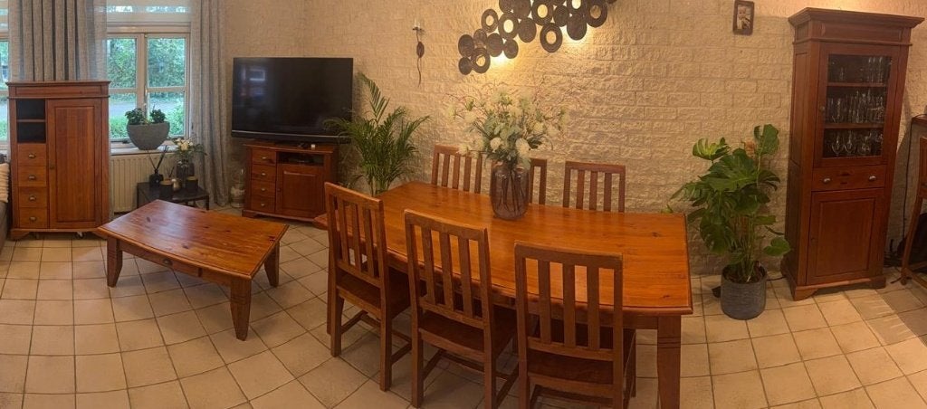 Grenen woonkamerset compleet tafels, stoelen en kasten set, Ophalen, Gebruikt, 6 tot 8 stoelen