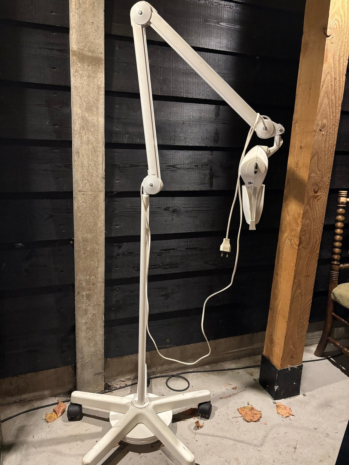 Professionele Loeplamp op wielen - Luxo Magnifique, Ophalen, Gebruikt, Loeplamp