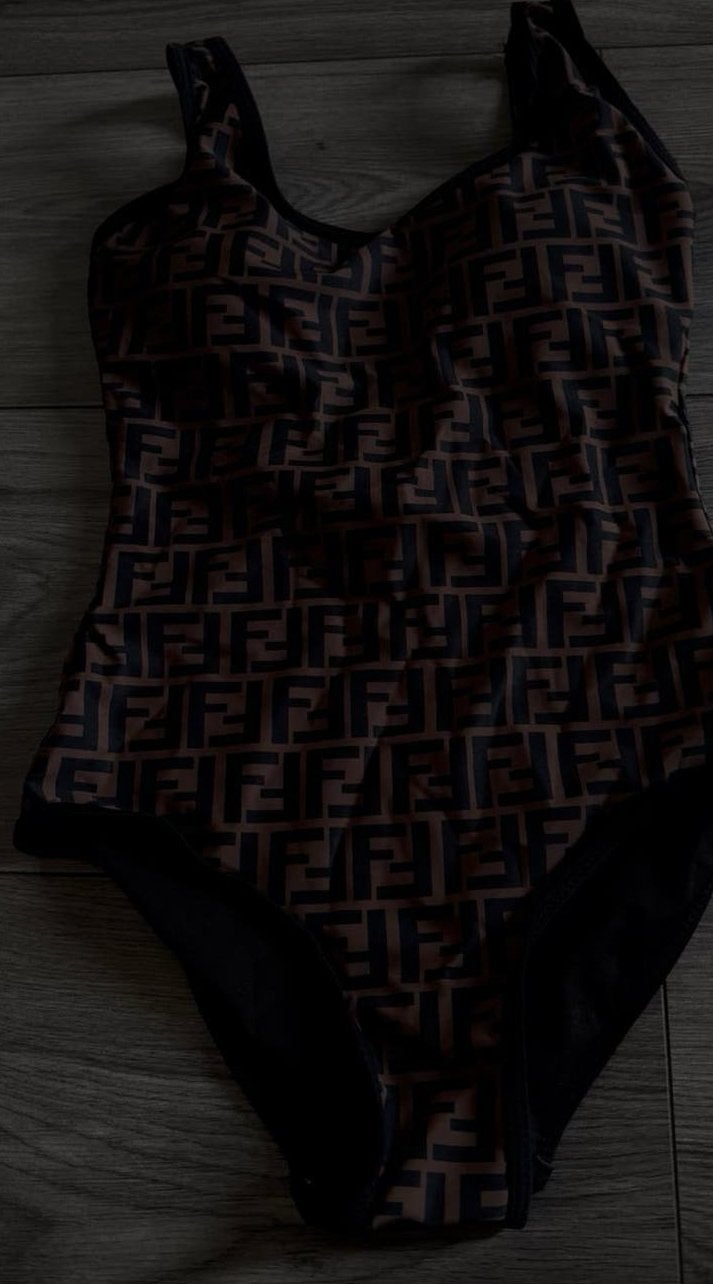 Fendi badpak wit en zwart, Kleding | Dames, Badmode en Zwemkleding, Ophalen of Verzenden, Zo goed als nieuw, Zwart, Badpak