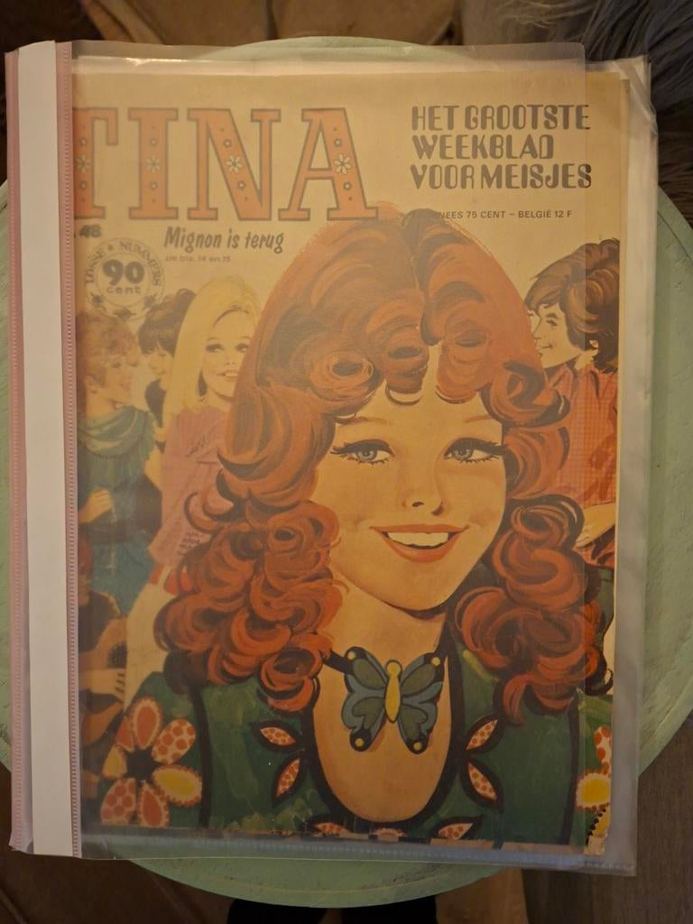 Oude vintage Tina's, uit 1973., Boeken, Meerdere stripboeken, Ophalen of Verzenden, Gelezen