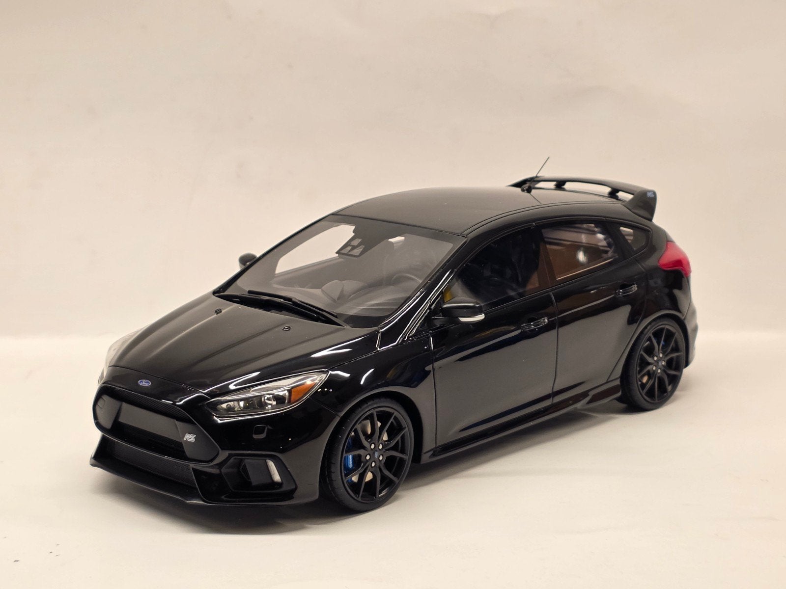 Ottomobile Ford Focus RS 1:18, Hobby en Vrije tijd, Modelauto's | 1:18, OttOMobile, Auto, Nieuw, Ophalen of Verzenden