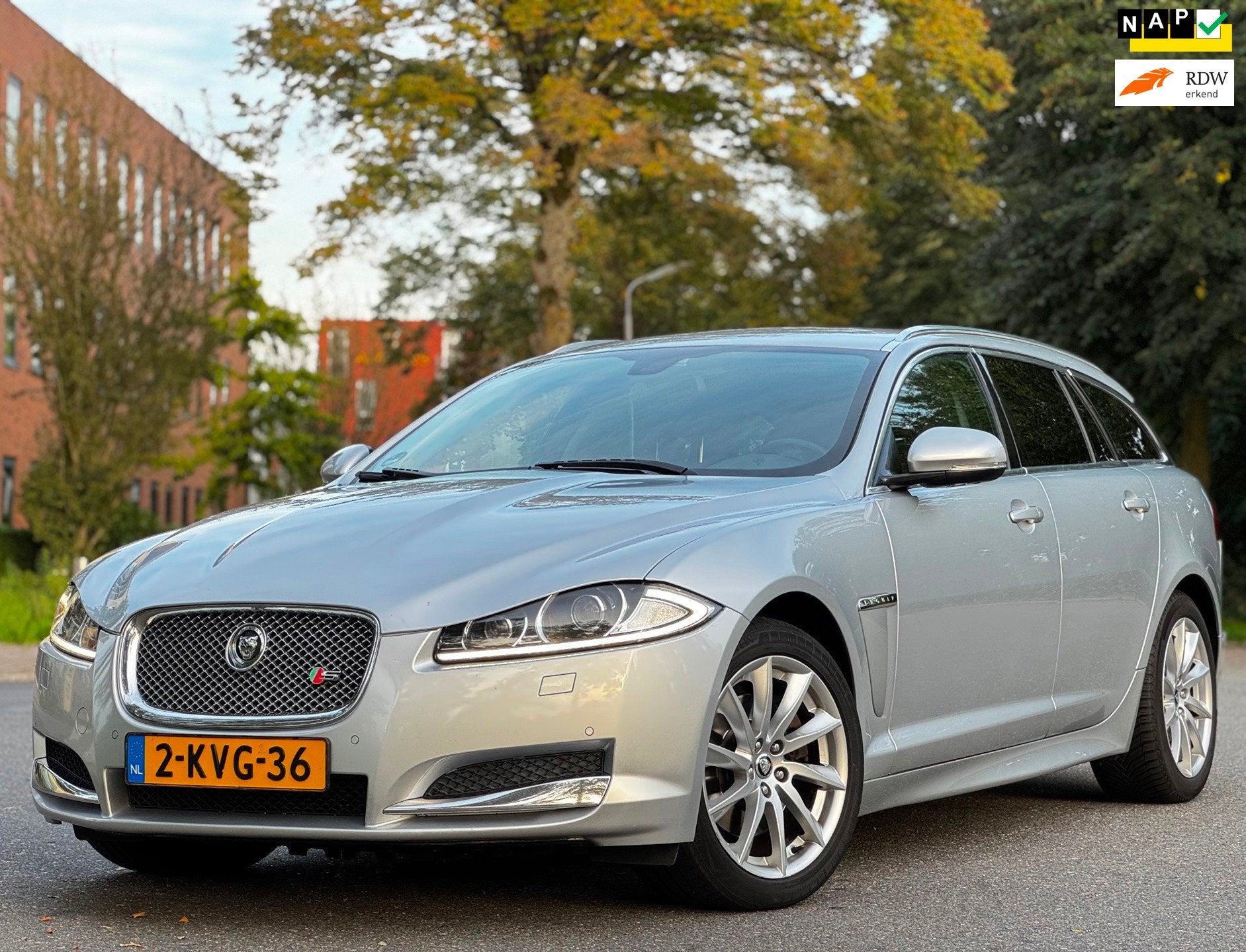 Jaguar XF Sportbrake 2.2D S Premium Business Edition|AUT|XEN, Achterwielaandrijving, Gebruikt, 1850 kg, Diesel