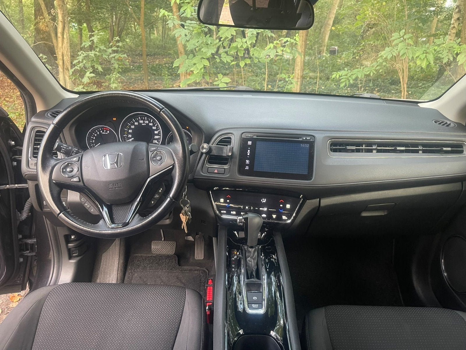 Honda HR-V 1.5 I-vtec 130pk CVT 2019 Zwart, Auto's, 15 km/l, Alcantara, Zwart, Origineel Nederlands