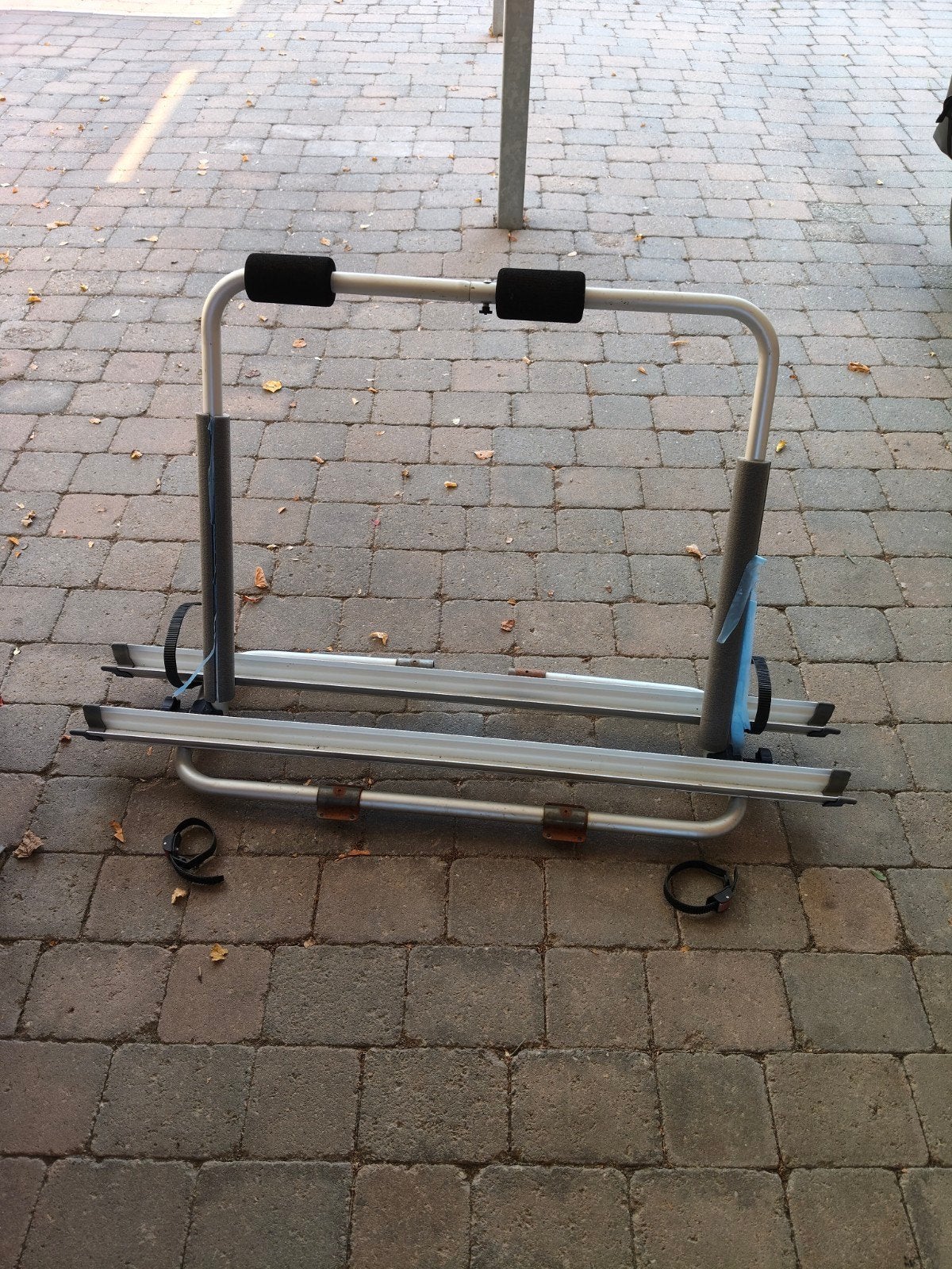 Fietsdrager caravan aluminium Carry Bike, Ophalen