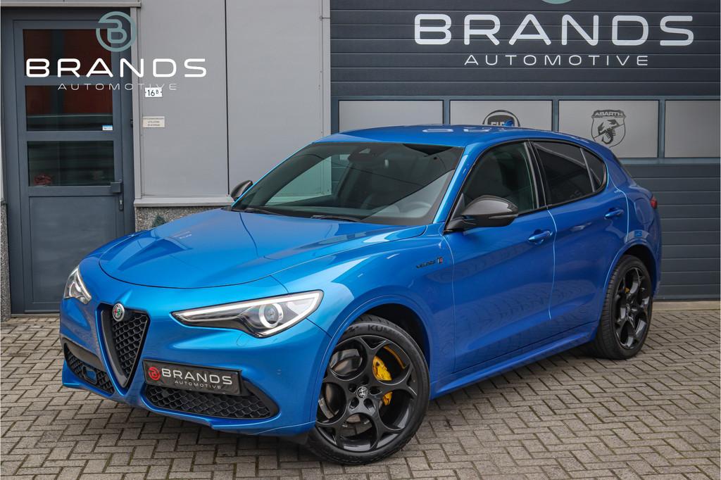 Alfa Romeo Stelvio 2.0 Veloce Ti Q4 Vol opties Carbon 280PK, Automaat, 12 maanden, Zwart, 4 cilinders