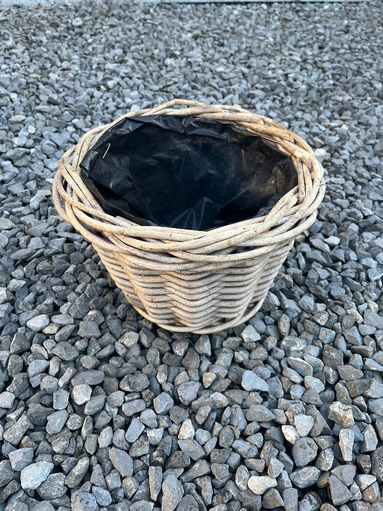 Gevlochten rieten / rotan bloempot mand drypot rond, Overige materialen, Rond, Ophalen of Verzenden, Minder dan 40 cm