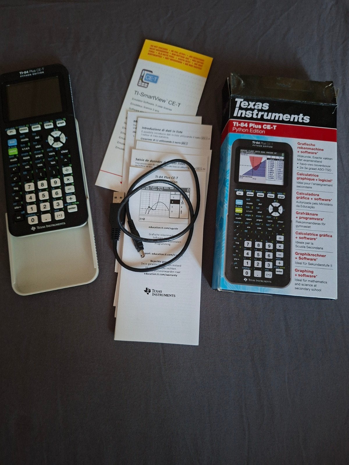 Grafische rekenmachine TI-84 Plus CE-T, Diversen, Rekenmachines, Ophalen, Grafische rekenmachine, Zo goed als nieuw