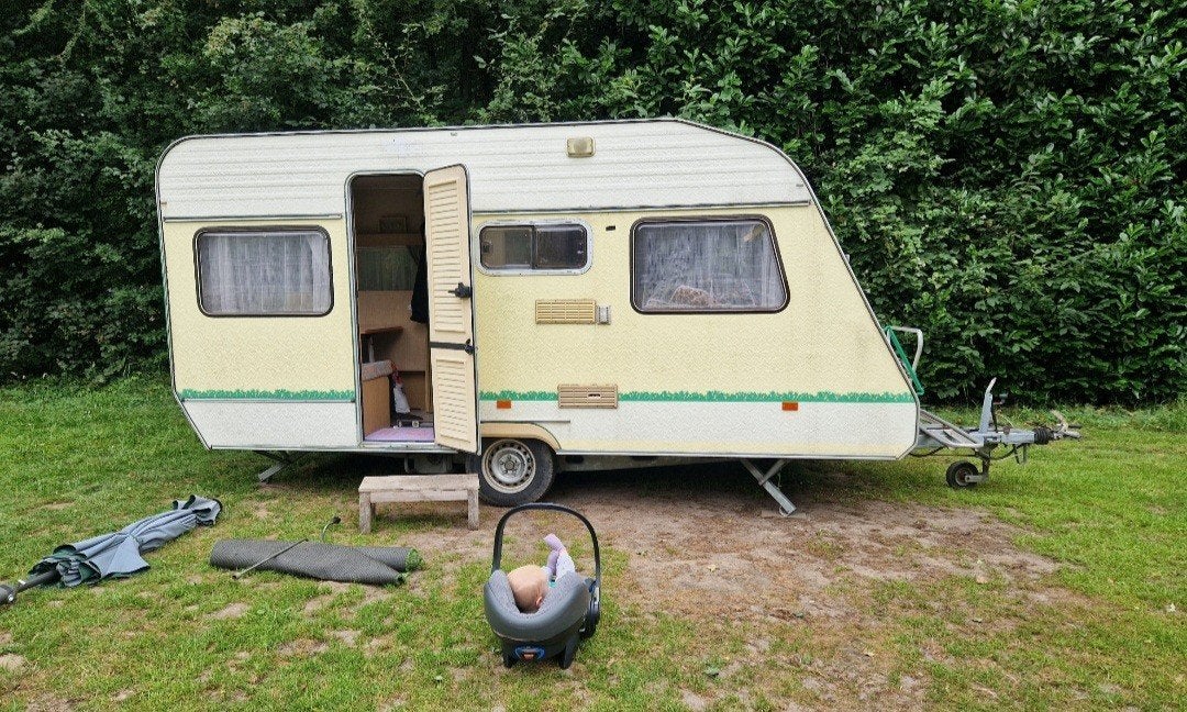 caravan Home car 43, 13 km/l, Matrix, Origineel Nederlands, 103 pk