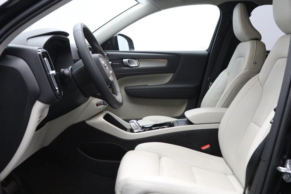 Volvo XC40 2.0 B3 164 PK Plus Dark, Harman/Kard € 35.750,0, 1588 kg, Gebruikt, Euro 6, 4 cilinders