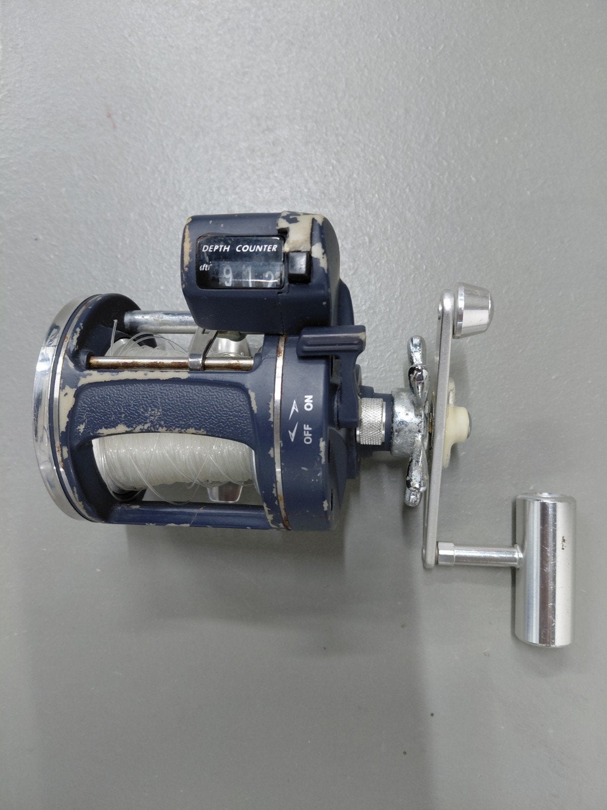 B-Square zee reel Deap Sea BF6 BA1065  4bb met diepte teller, Ophalen of Verzenden, Gebruikt, Molen