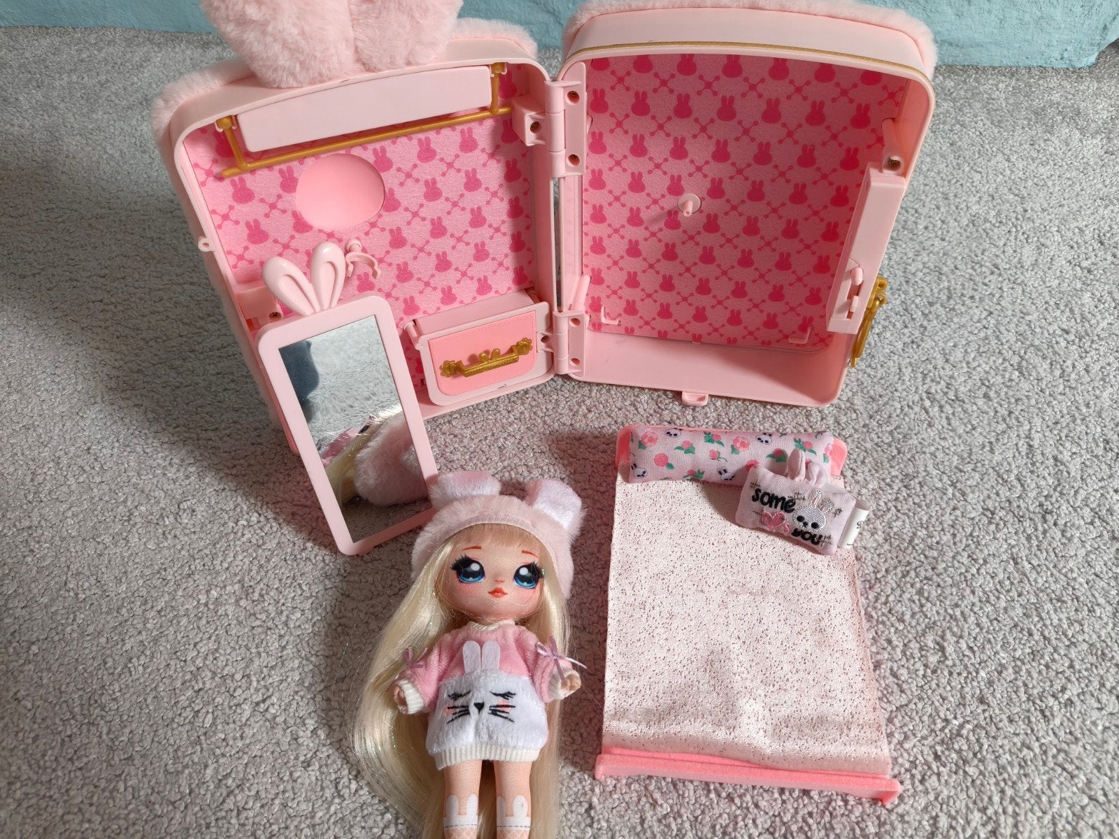 Na! Na! Na! Surprise pop met konijnenrugzak en slaapkamer, Kinderen en Baby's, Ophalen, Zo goed als nieuw, Overige typen