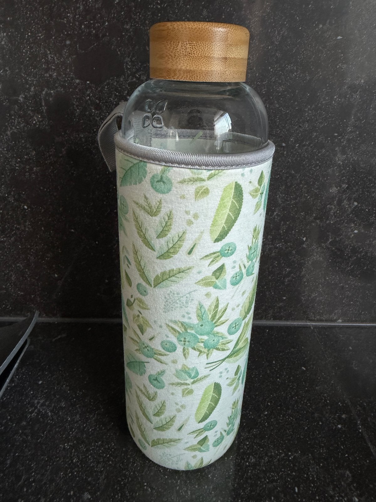 Waterdrop glazen drinkfles met hoes - Ongebruikt, Ophalen, Nieuw, Meerkleurig, Overige merken