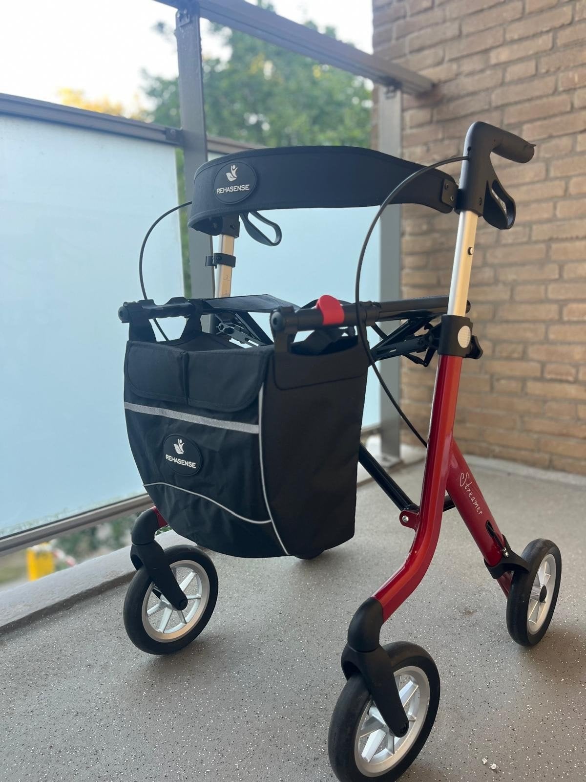 ZGAN- Rollator Rehasense streamer inclusief rugste, Ophalen