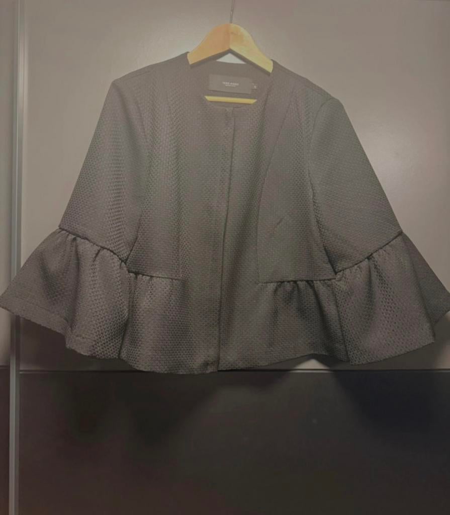 Vero moda jasje met ballon mouwen maat XL, Zwart, Maat 46/48 (XL) of groter, Ophalen of Verzenden, Zo goed als nieuw