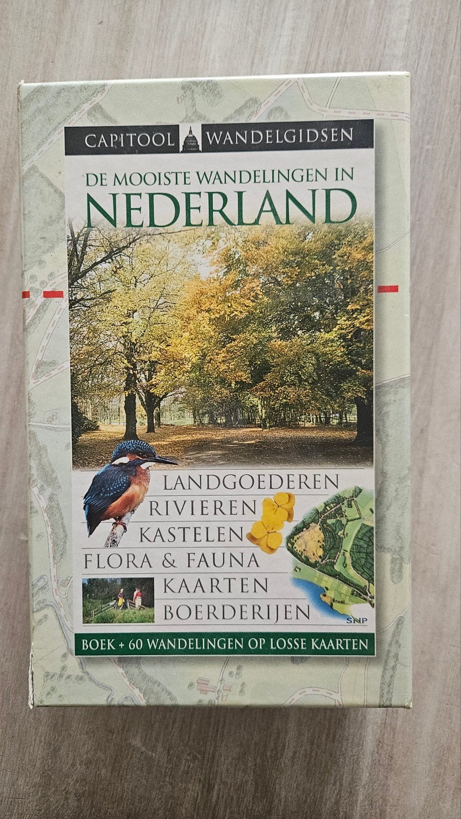 Capitool Wandelgidsen: De Mooiste Wandelingen in Nederland, Boeken, Reisgidsen, Capitool, Fiets- of Wandelgids, Ophalen of Verzenden